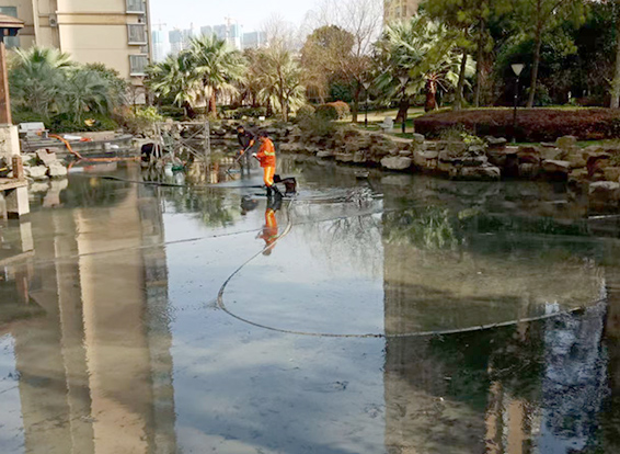 昆山景观池淤泥清理